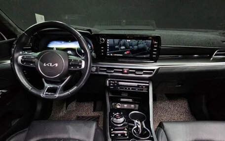 KIA K5, 2022 год, 3 520 000 рублей, 7 фотография