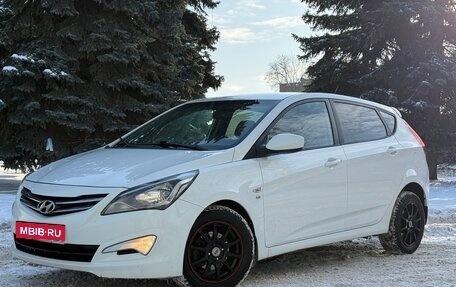 Hyundai Solaris II рестайлинг, 2014 год, 745 000 рублей, 1 фотография