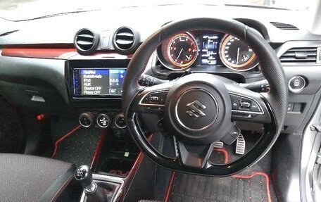 Suzuki Swift V, 2022 год, 1 011 000 рублей, 10 фотография