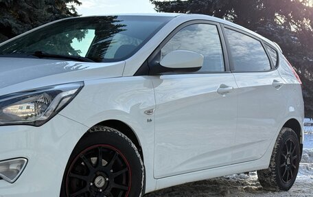 Hyundai Solaris II рестайлинг, 2014 год, 745 000 рублей, 10 фотография