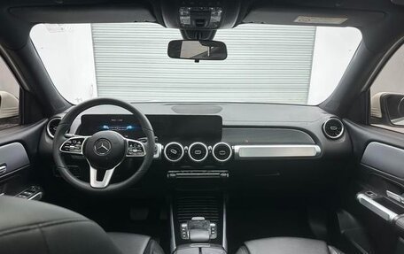 Mercedes-Benz GLB, 2022 год, 2 500 300 рублей, 7 фотография