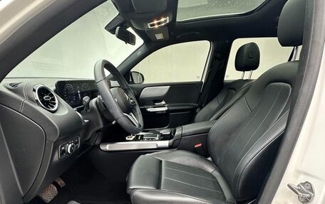 Mercedes-Benz GLB, 2022 год, 2 500 300 рублей, 9 фотография