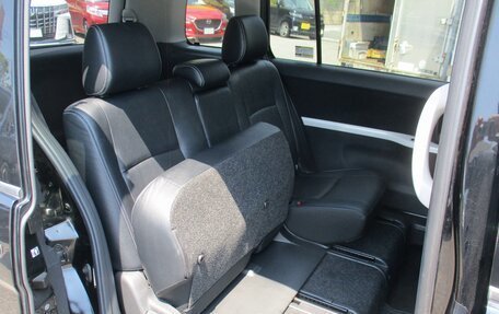 Toyota ISis I, 2016 год, 1 095 000 рублей, 11 фотография