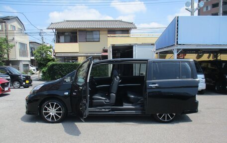 Toyota ISis I, 2016 год, 1 095 000 рублей, 7 фотография