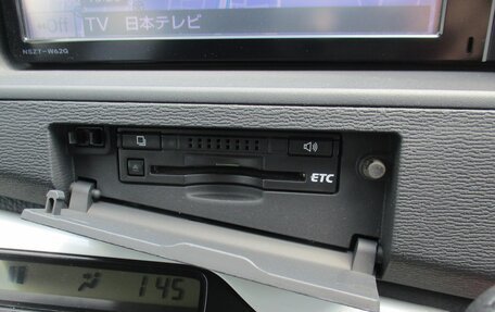 Toyota ISis I, 2016 год, 1 095 000 рублей, 24 фотография