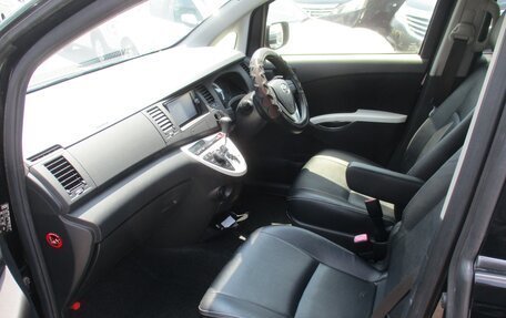 Toyota ISis I, 2016 год, 1 095 000 рублей, 32 фотография