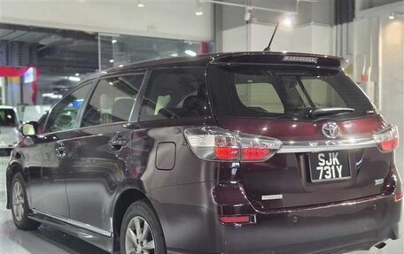 Toyota Wish II, 2016 год, 1 290 000 рублей, 6 фотография