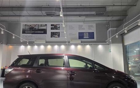 Toyota Wish II, 2016 год, 1 290 000 рублей, 4 фотография