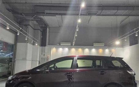 Toyota Wish II, 2016 год, 1 290 000 рублей, 3 фотография