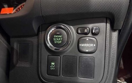 Toyota Wish II, 2016 год, 1 290 000 рублей, 12 фотография