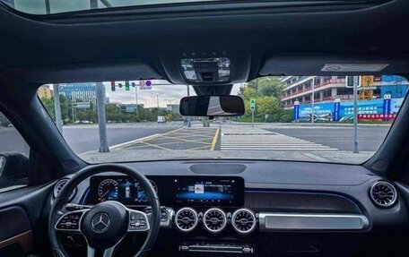 Mercedes-Benz GLB, 2022 год, 2 430 300 рублей, 3 фотография