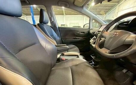 Toyota Wish II, 2017 год, 1 100 000 рублей, 16 фотография