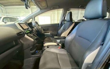 Toyota Wish II, 2017 год, 1 100 000 рублей, 22 фотография