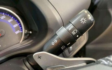 Toyota Wish II, 2017 год, 1 100 000 рублей, 32 фотография