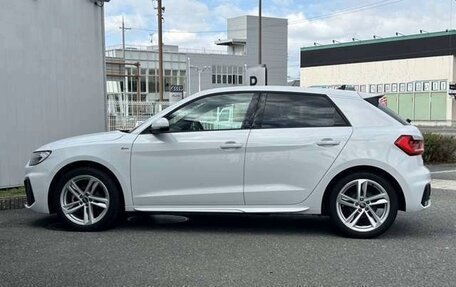 Audi A1, 2022 год, 1 611 000 рублей, 8 фотография