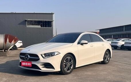 Mercedes-Benz A-Класс, 2022 год, 1 930 300 рублей, 1 фотография