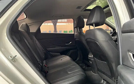 Hyundai Elantra, 2022 год, 1 380 001 рублей, 15 фотография