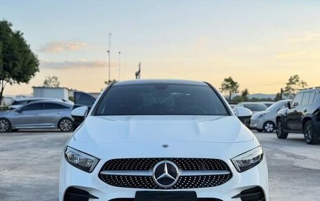 Mercedes-Benz A-Класс, 2023 год, 1 880 300 рублей, 2 фотография