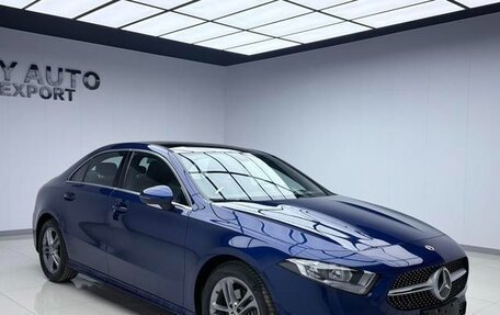 Mercedes-Benz A-Класс, 2022 год, 1 990 300 рублей, 3 фотография