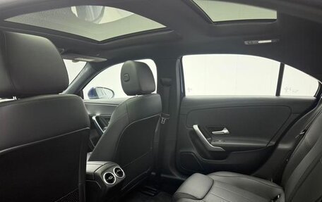 Mercedes-Benz A-Класс, 2022 год, 1 990 300 рублей, 12 фотография