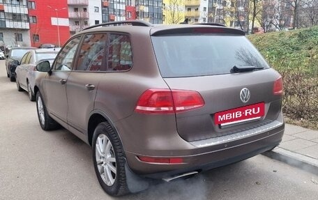 Volkswagen Touareg III, 2013 год, 2 850 000 рублей, 2 фотография