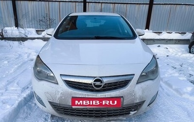 Opel Astra J, 2011 год, 620 000 рублей, 1 фотография