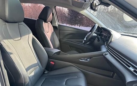 Hyundai Elantra, 2022 год, 1 480 000 рублей, 15 фотография