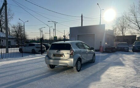 Toyota Aqua I, 2013 год, 849 999 рублей, 6 фотография