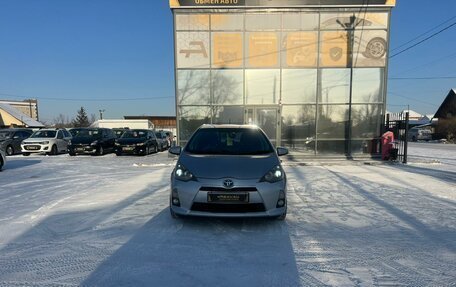Toyota Aqua I, 2013 год, 849 999 рублей, 3 фотография