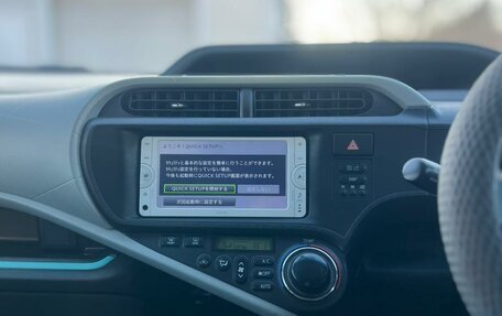 Toyota Aqua I, 2013 год, 849 999 рублей, 20 фотография