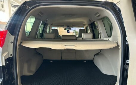 Toyota Land Cruiser Prado 150 рестайлинг 2, 2011 год, 4 199 900 рублей, 19 фотография