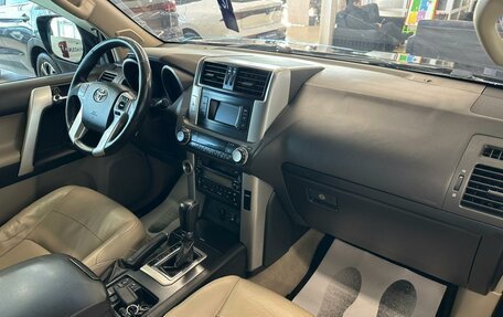 Toyota Land Cruiser Prado 150 рестайлинг 2, 2011 год, 4 199 900 рублей, 13 фотография