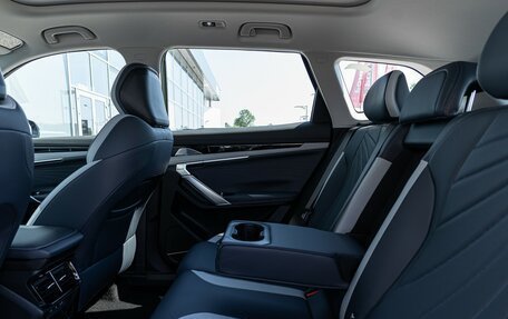 Geely Atlas, 2025 год, 3 970 990 рублей, 31 фотография