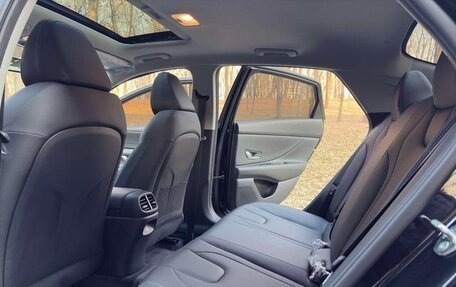 Hyundai Elantra, 2023 год, 1 410 300 рублей, 8 фотография