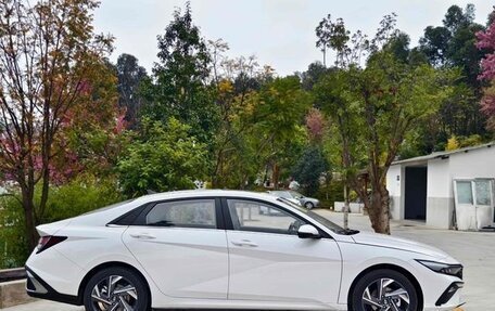 Hyundai Elantra, 2023 год, 1 430 300 рублей, 5 фотография