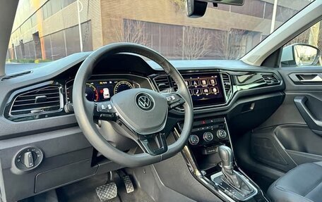 Volkswagen T-Roc I, 2022 год, 1 290 000 рублей, 7 фотография