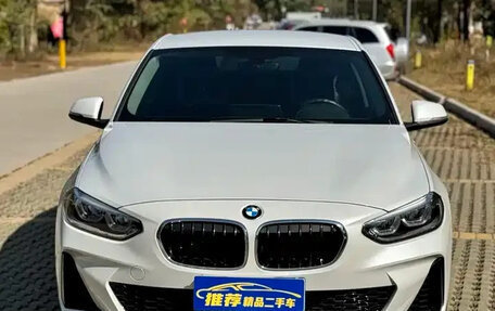 BMW 1 серия, 2022 год, 1 850 007 рублей, 2 фотография