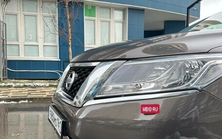 Nissan Pathfinder, 2016 год, 1 890 000 рублей, 2 фотография