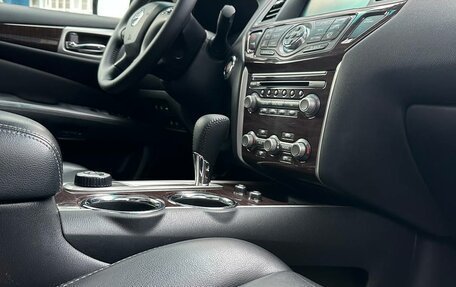 Nissan Pathfinder, 2016 год, 1 890 000 рублей, 8 фотография