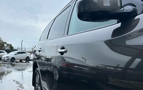 Nissan Pathfinder, 2016 год, 1 890 000 рублей, 18 фотография