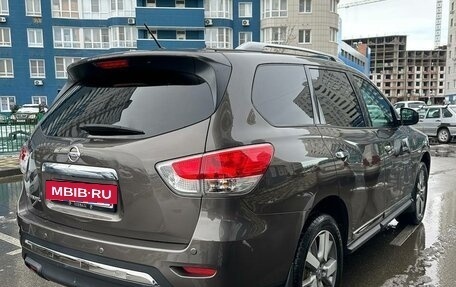 Nissan Pathfinder, 2016 год, 1 890 000 рублей, 20 фотография