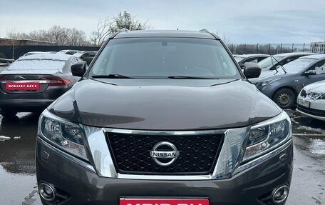 Nissan Pathfinder, 2016 год, 1 890 000 рублей, 25 фотография