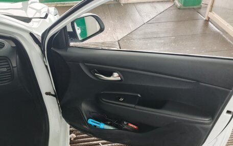 KIA Rio IV, 2020 год, 920 000 рублей, 7 фотография