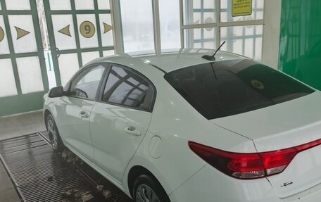 KIA Rio IV, 2020 год, 920 000 рублей, 24 фотография