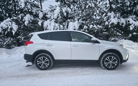 Toyota RAV4, 2014 год, 1 550 000 рублей, 3 фотография