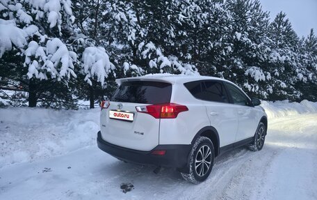 Toyota RAV4, 2014 год, 1 550 000 рублей, 4 фотография