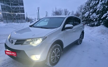 Toyota RAV4, 2014 год, 1 550 000 рублей, 7 фотография