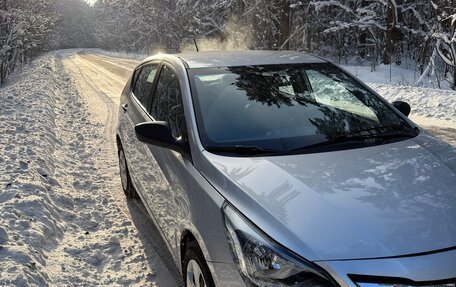 Hyundai Solaris II рестайлинг, 2014 год, 770 000 рублей, 10 фотография