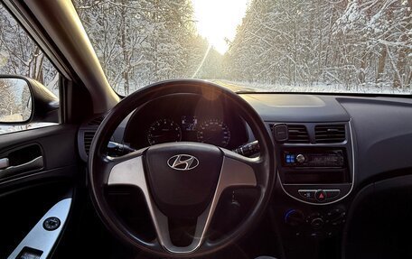 Hyundai Solaris II рестайлинг, 2014 год, 770 000 рублей, 22 фотография