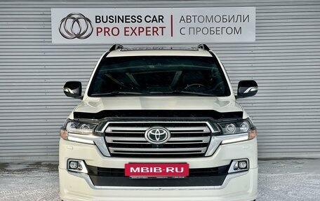 Toyota Land Cruiser 200, 2018 год, 7 870 000 рублей, 2 фотография